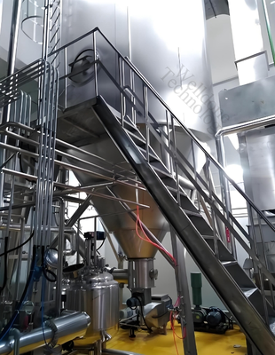 Lebensmittelebene und maßgeschneiderter Sprühtrockner aus SUS316L mit zwei Flüssigkeitsdüsen für Milch und Eierpulver